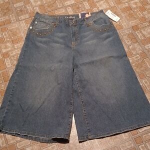 La BLUES Gaucho's Size 16W Wide Leg